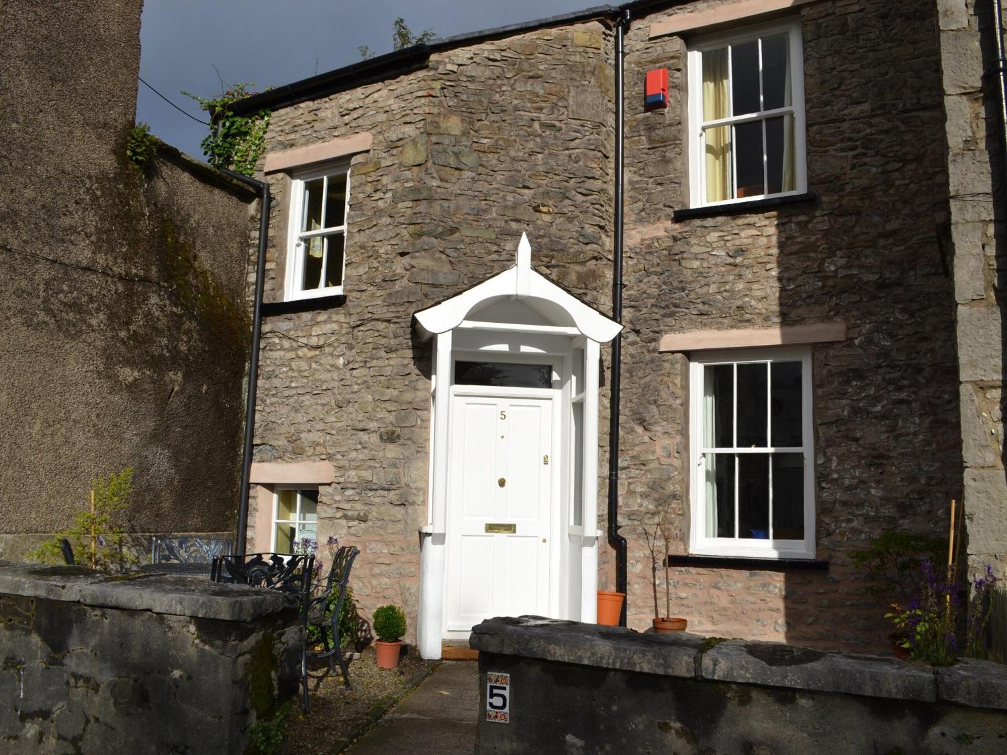 Church Walk Cottage 켄달 외부 사진